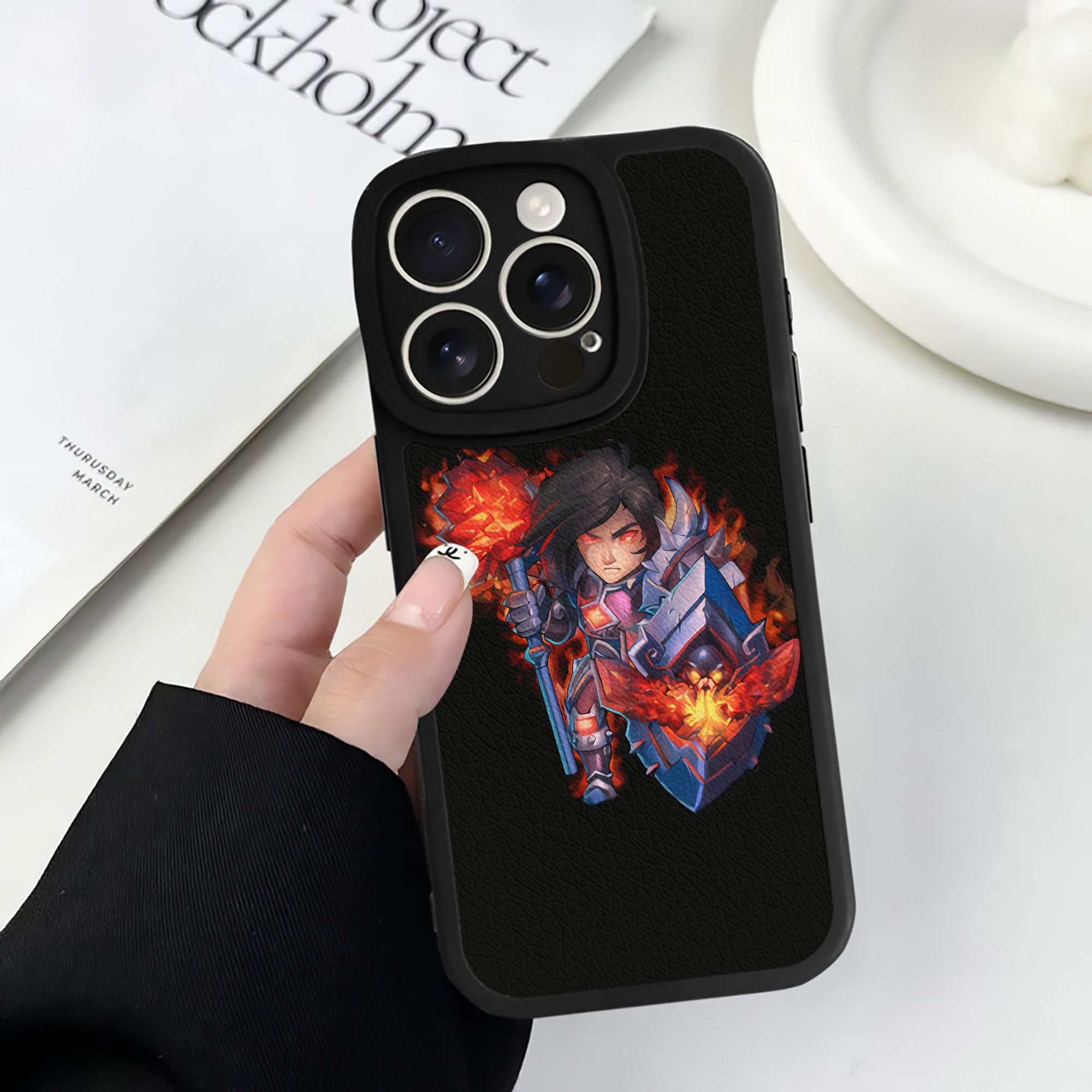 リーグ・オブ・レジェンド League of Legends LOL 【iPhone 16シリーズ対応】シリコンスマホケース（レザー調） 材質：シリコン